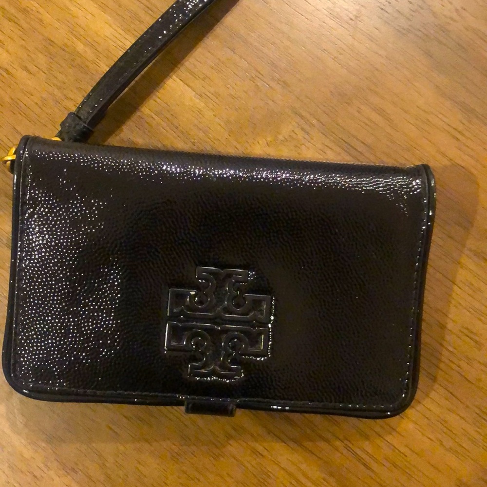 Tory Burch wristlet wallet